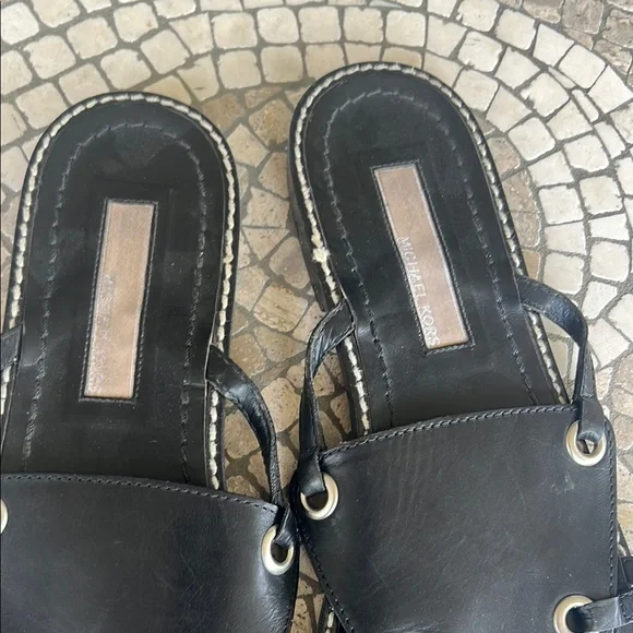 Michael Kors Black leather  Sandals with Sleek Design - Picture 8 of 13